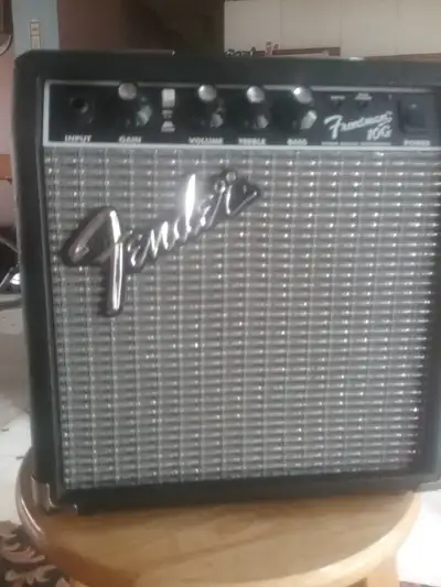 Fender Frontman 10G, View more