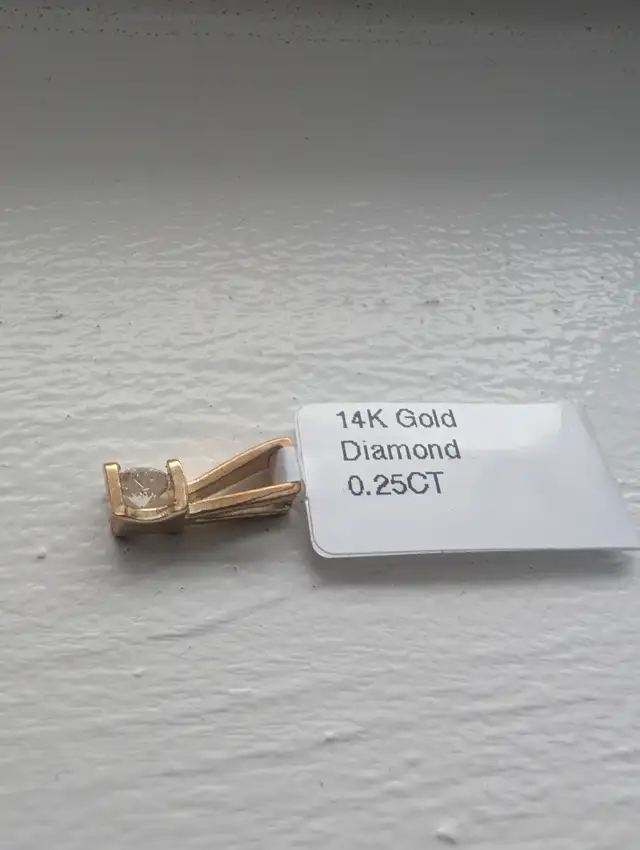 Brand New 14K Yellow Gold Diamond Pendant For Sale in Jewellery & Watches in London - Image 6