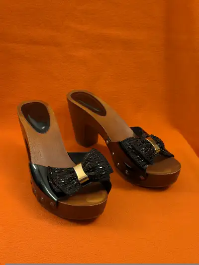 Ladies high-heeled size 39 (7-8) dress shoes, View more
