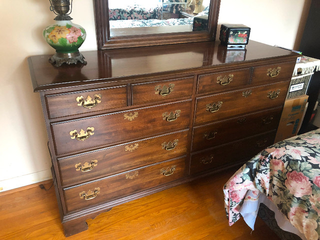 Mint condition solid cherrywood, maple & oak furniture for sale! in Couches & Futons in City of Toronto - Image 4