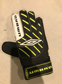 Umbro soccer gloves