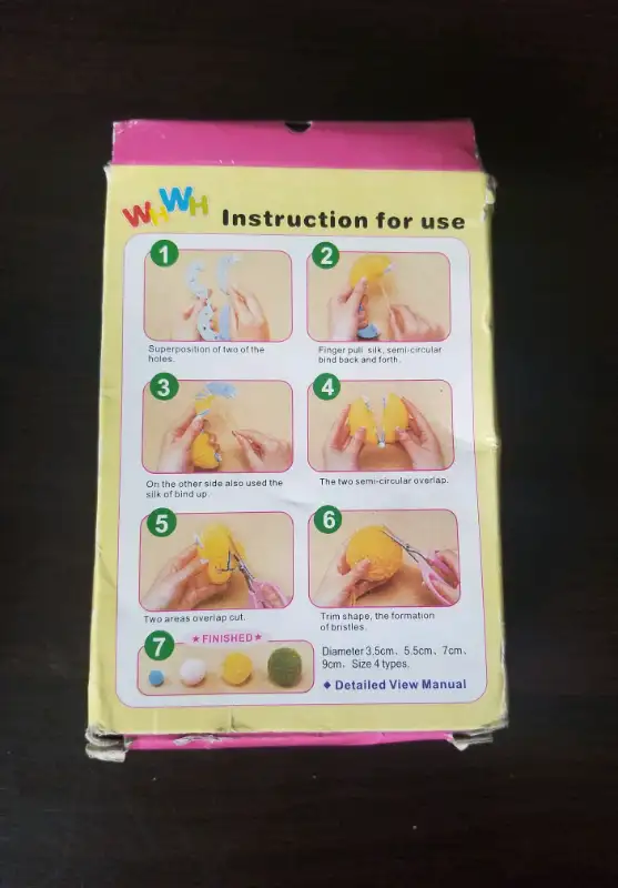 BRAND NEW! Pom pom maker.62863286004353122