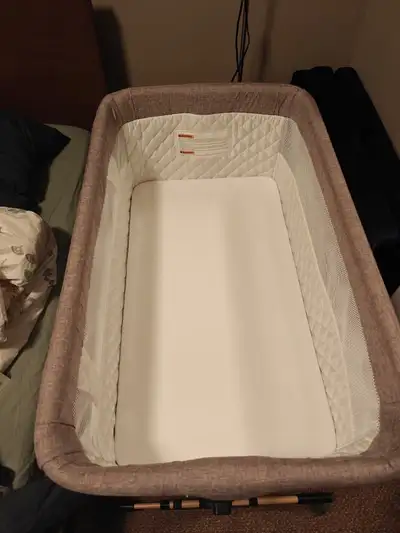 infant crib/ baby bassinet adjustable and portable bed , View more