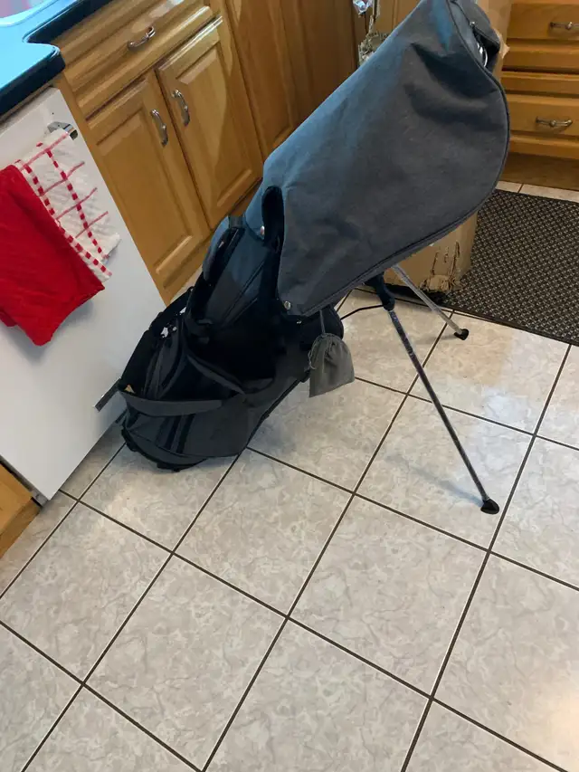 Golf clubs in Golf in Dartmouth - Image 4