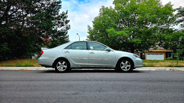 2004 Toyota Camry SE in Cars & Trucks in City of Toronto - Image 2