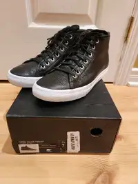 Sorel Caribou Sneaker Chukka - Size 7