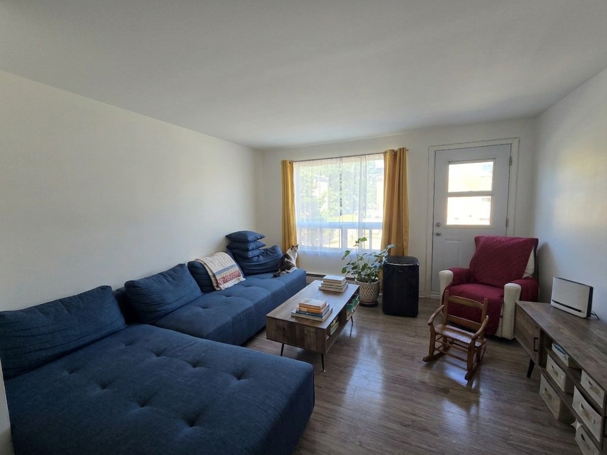 Appartement 5 1/2 spacieux et pas cher — photo 2