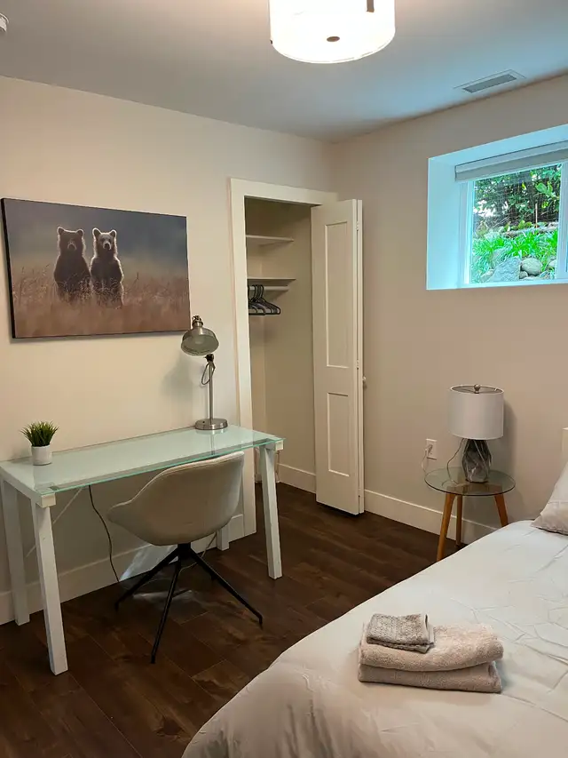 Beautiful and Bright Fully Furnished 2 Bedroom in Long Term Rentals in Vancouver - Image 7