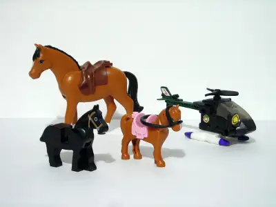 Lego mini figure animals & accessories - will sell together, seperately or individual parts. All are...