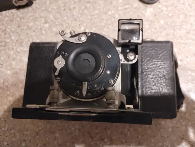 1900's Vintage Camera in Arts & Collectibles in Oshawa / Durham Region - Image 3