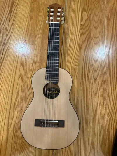 YAMAHA GUITALELE, View more