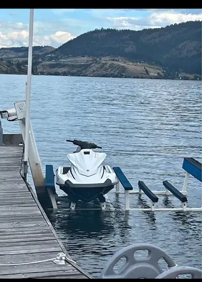 Open to Offers. URGENT!!! Must Sell electric lift!!!!! Can be used as a double Jet Ski, Single Jet S...