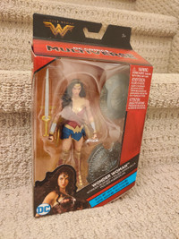 DC Comics Multiverse Wonder Woman action figure
