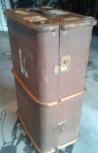 steamer vintage suitcase