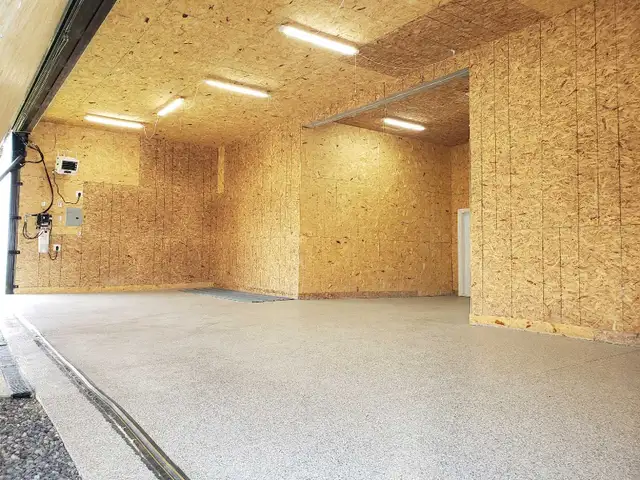 Hangar in Caledon Airport CNC3 for Sale in Other Business & Industrial in Oakville / Halton Region - Image 4