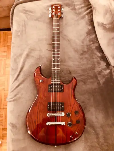 Yamaha very rare SuperFlighter SF1200 Electric Guitar, View more