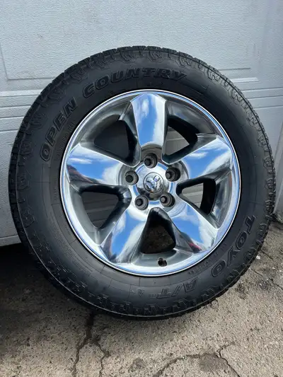 firm price! oem 2020 dodge ram wheels , rims , mags 20 inch , made in usa 5x139.7 ( 5 bolts) in very...