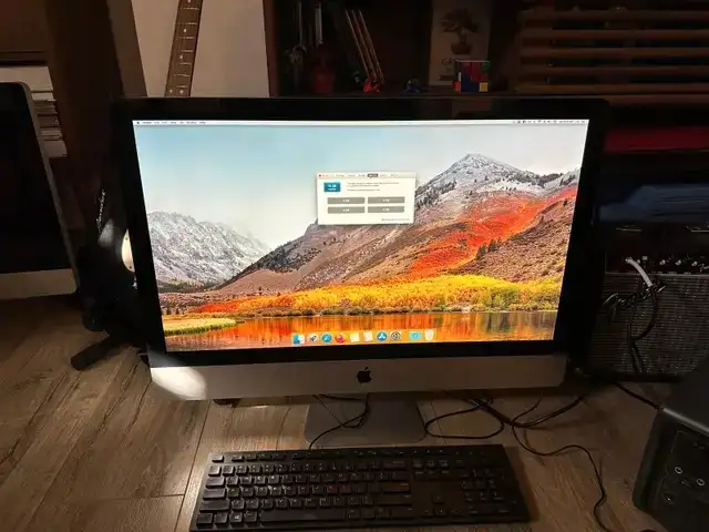 27” apple iMac great condition in Desktop Computers in Oakville / Halton Region - Image 2