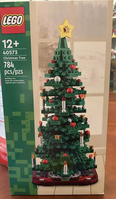 LEGO Christmas Tree 40573 brand new, View more