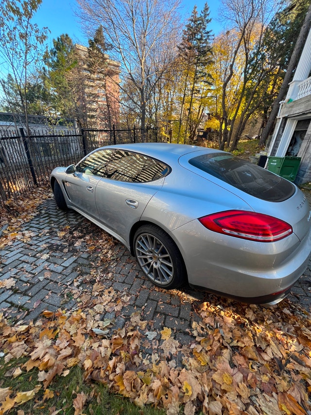 2016 Porsche Panamera 4 — photo 3