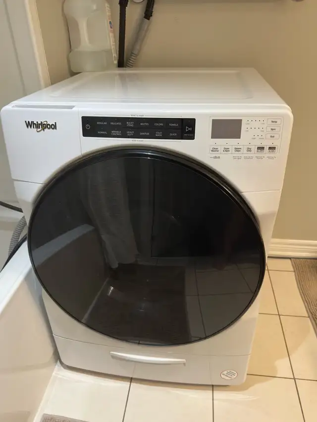 whirlpool 2in1 washer and dryer  in Washers & Dryers in Mississauga / Peel Region - Image 4