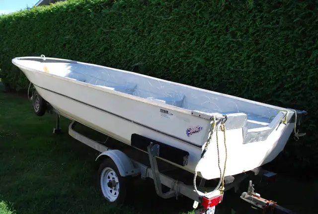 Chaloupe fibre de verre 16 pieds (16'). in Powerboats & Motorboats in Saint-Hyacinthe - Image 2
