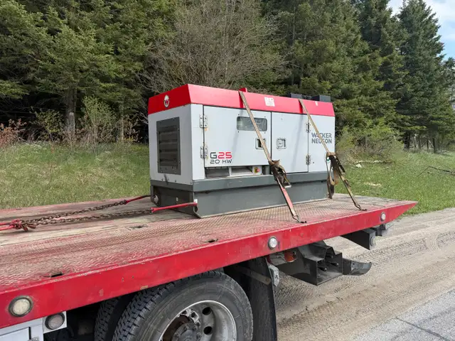 flatbed towing 464151052362731522