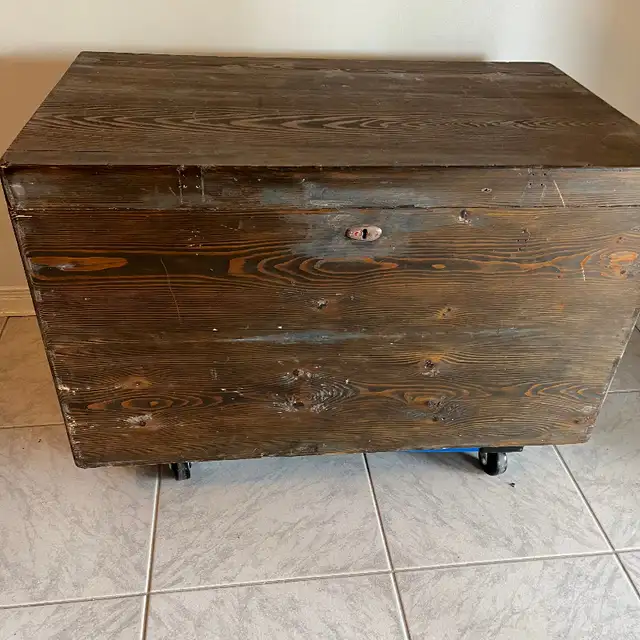 old primitive WOOD storage blanket box