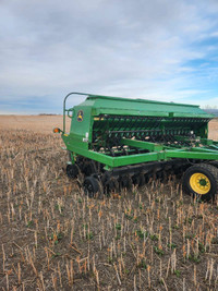 JD 1590 No-till Drill for rent