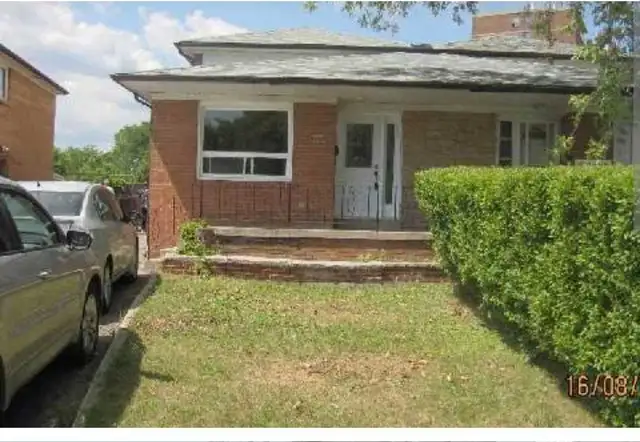 RENT IMMEDIATELY ( UPPERLEVEL ROOM) IN MALTON