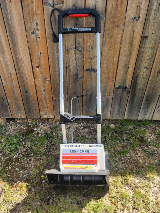 Craftsman Electric Snow Shovel  in Snowblowers in St. Catharines