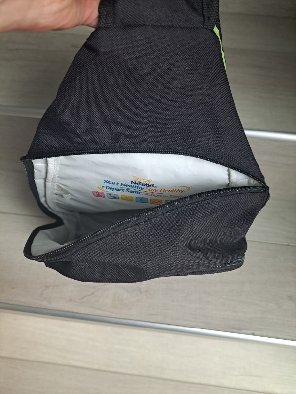 Diaper Bookbag in Bathing & Changing in Moncton - Image 3