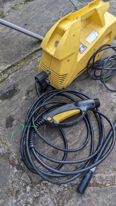 Karcher 220 Pressure washer, car wash in Other in City of Toronto - Image 2