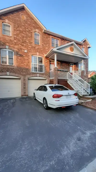 All inclusive Room for rent  (Hunt Club - South Keys)