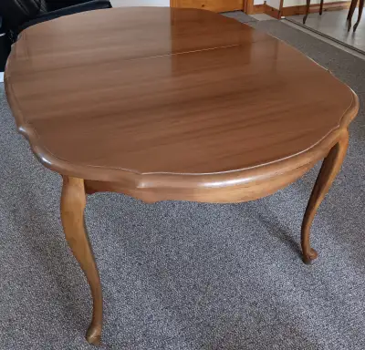 Table Chairs Dining Wood Vintage Blowing Rock, View more