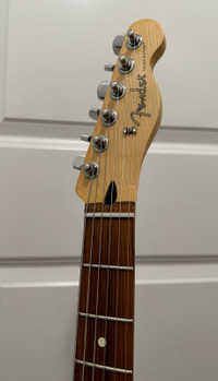 Fender Telecaster Maple 3 Tone Sunburst 