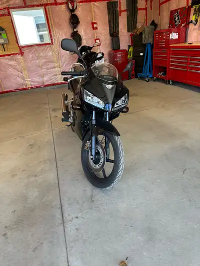 Looking to trade my 2008 cbr 125r for a quad bike is in perfect shape tinted and tucked lights 4426k...