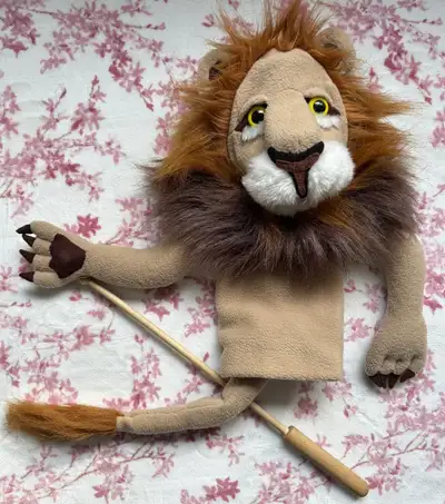 Plush Lion Hand Puppet – ‘Melissa & Doug’ (Like New), View more