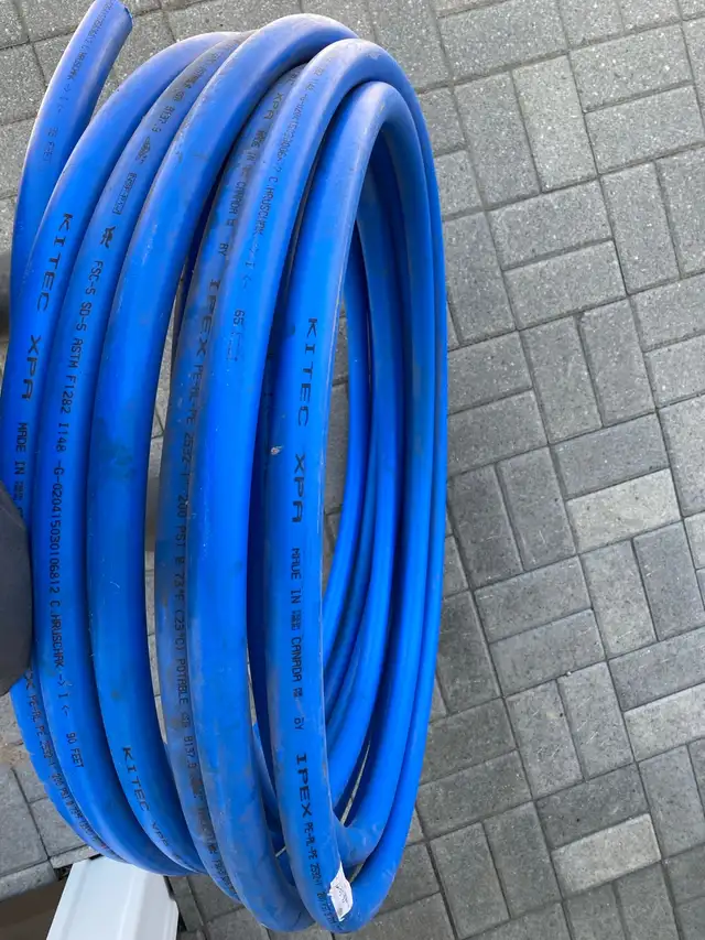 67 FT Roll of IPEX PE-AL-PE 2532 1’’ 200 PSI Potable Piping in Other in North Bay - Image 2