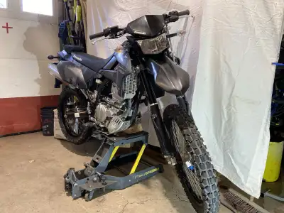 One senior owner, -40 hr, 2300 kms. Prepped properly for dual sport use but all stock parts included...