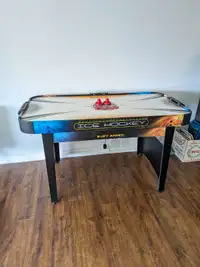 Air Hockey Table free delivery 