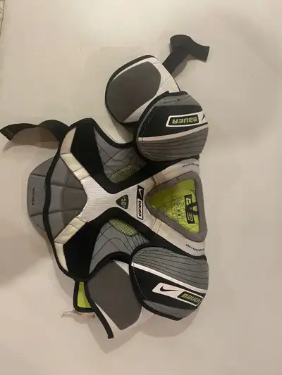 Hockey Shoulder Pads - Bauer Size Sr. medium (5’-7” to 5’-11”), View more
