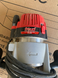 Freud plunge router