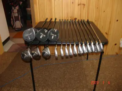 ÉQUIPEMENT de GOLF COMPLET pour GaucherCOMPLETE GOLF SET for Le, View more