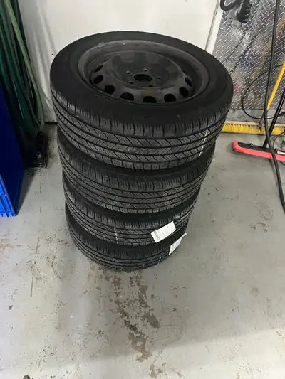 205/55r16 provenait Mazda 3 Cell 514-974-5600 • Le bolts patern 5x114.3 est extrêmement commun chez...