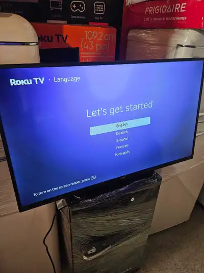 Roku 40" Select Series 1080p Full HD Smart TV ONLY $140, View more