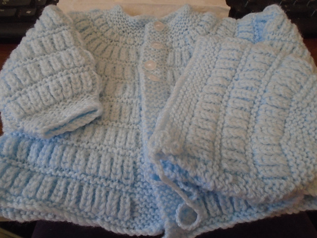 NB Baby Sweater and Hat for sale Hand Knit $10.. in Clothing - 0-3 Months in Thunder Bay