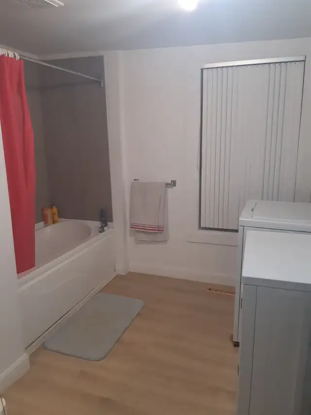 Chambre à louer à Lévis meublée in Room Rentals & Roommates in Lévis - Image 9