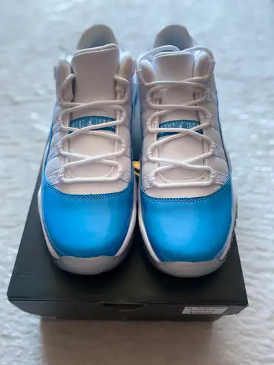 Jordan 11 UNC University Blue (released 2017) Sz: 7 Y - will also fit women’s size 8 Condition: Bran...