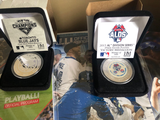 2015 & 2016 Toronto Blue Jays playoff memorabilia in Arts & Collectibles in Mississauga / Peel Region - Image 3